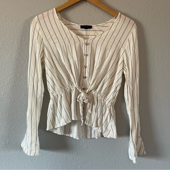 E & M White Striped Button Tie-Front Peplum Top Ruffle Trim Women's Size Medium - Picture 1 of 6